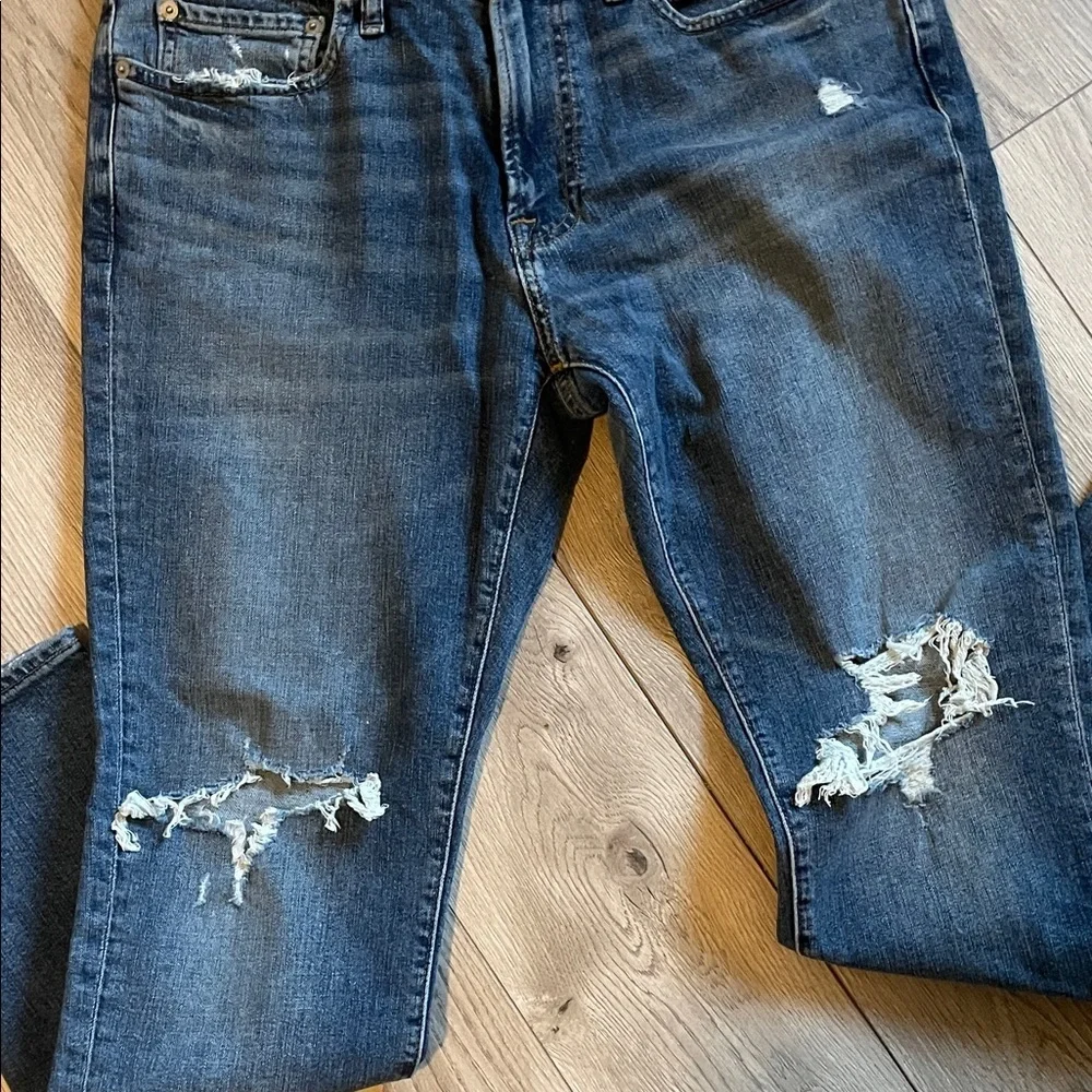 Abercrombie & Fitch Men's Ripped Denim Jeans